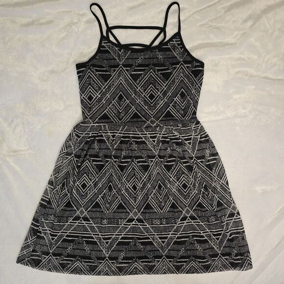 Aztec Print Black and White Strappy Tank Mini Dress Size Medium (7-9) - Picture 1 of 8